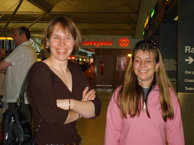 01) Julie and Nickie get excited at Stansted ....